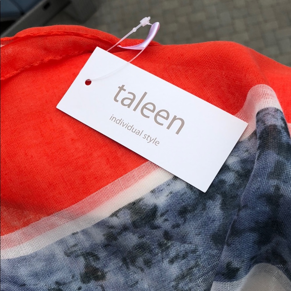 Taleen scarf - Picture 2 of 3